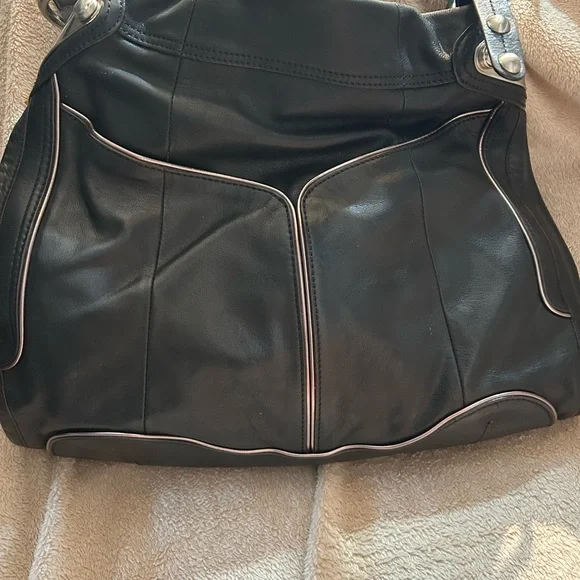 B Makowsky Black Leather Satchel - Picture 1 of 4